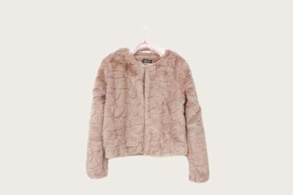 九江市修水回收品牌衣服